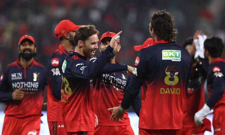 আইপিএল উদ্বোধনী ম্যাচে ৬ উইকেটে বেঙ্গালুরুর সহজ জয়