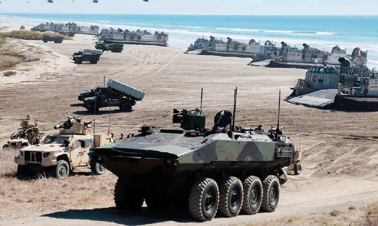 ইরানে টানা কয়েক সপ্তাহ স্থল হামলার প্রস্তুতি নিচ্ছে যুক্তরাষ্ট্র