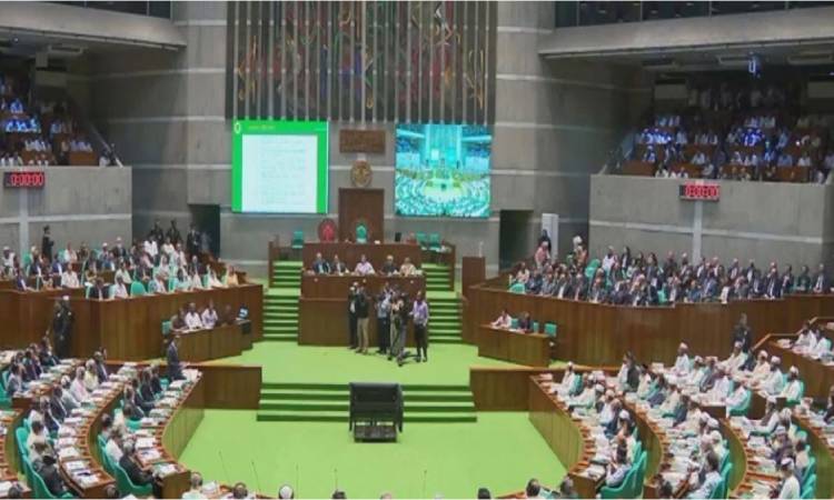 ত্রয়োদশ জাতীয় সংসদের প্রথম অধিবেশনের মুলতবি সংসদ শুরু