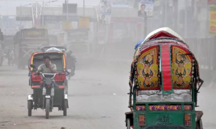 বিশ্বের দূষিত শহরের তালিকায় আজ চতুর্থ ঢাকা