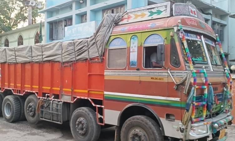 হিলি স্থলবন্দর দিয়ে ভারত থেকে এলো ১১৬ টন গম