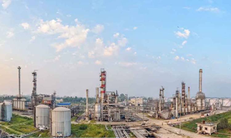 বন্ধ হয়ে গেল দেশের একমাত্র তেল শোধনাগার