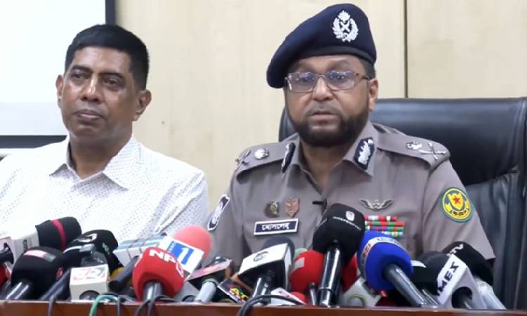 যেখানে মব সেখানেই অ্যাকশন : ডিএমপি কমিশনার