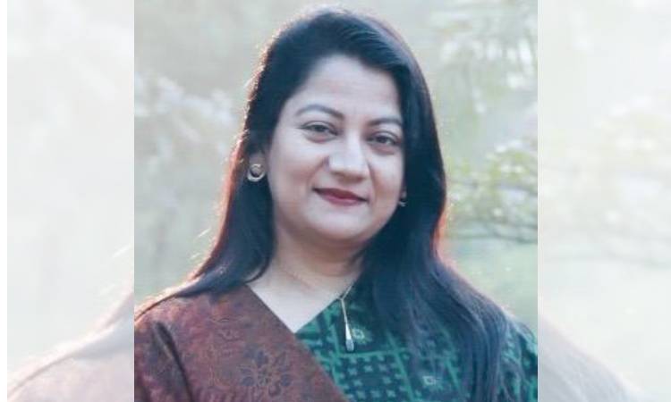 দারিদ্র্যের কাছে হার মানছে শিক্ষা