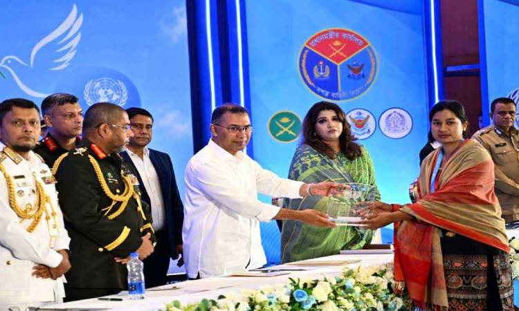 সুদানে শহীদ ৬ সেনাসদস্যের পরিবারকে প্রধানমন্ত্রীর বিশেষ সম্মাননা