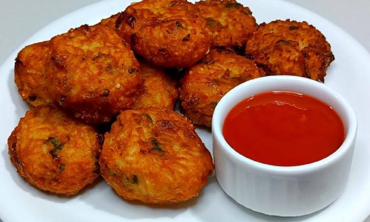 বাসি ভাত দিয়ে পাকোড়া তৈরির রেসিপি জেনে নিন