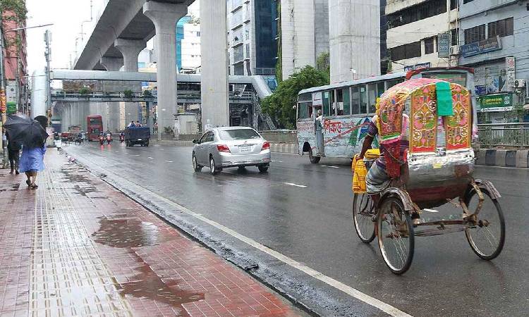 বৃষ্টির পর ঢাকার বাতাসে সুখবর, দূষণের শীর্ষে কোন শহর?