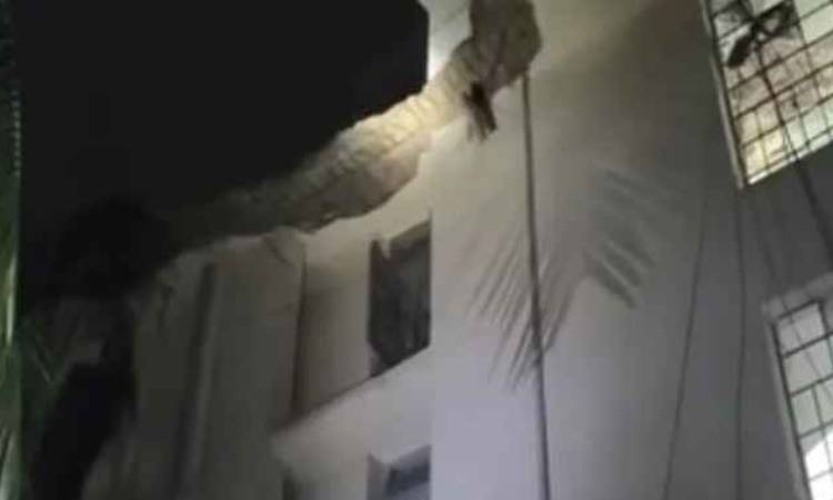 ভূমিকম্পে বুয়েটের আবাসিক ভবনের ছাদ ধস