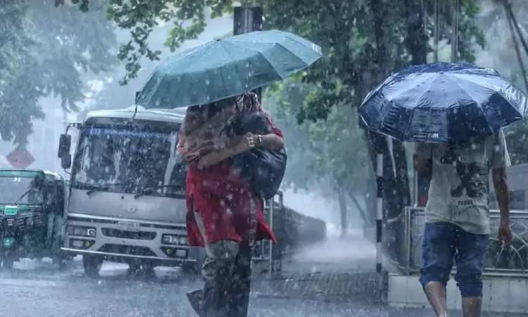 ঢাকাসহ ১৭ অঞ্চলে বজ্রসহ বৃষ্টির পূর্বাভাস