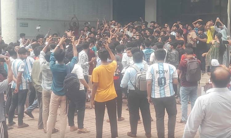 শিক্ষামন্ত্রীর পদত্যাগে আল্টিমেটাম, মার্চ টু শিক্ষা মন্ত্রণালয় কর্মসূচি কাল