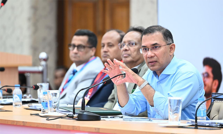 সরকার উদ্যোক্তাদের পাশে রয়েছে: প্রধানমন্ত্রী