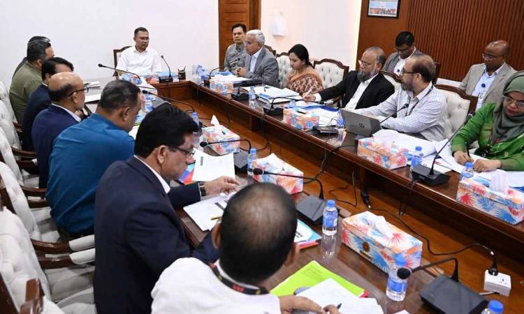 দেশজুড়ে ‘ফ্যামিলি কার্ড’ সম্প্রসারণের নির্দেশ প্রধানমন্ত্রীর