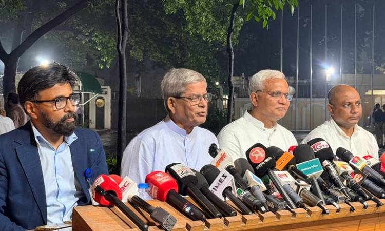 স্থানীয় নির্বাচন দলীয় প্রতীকে হবে না: মির্জা ফখরুল