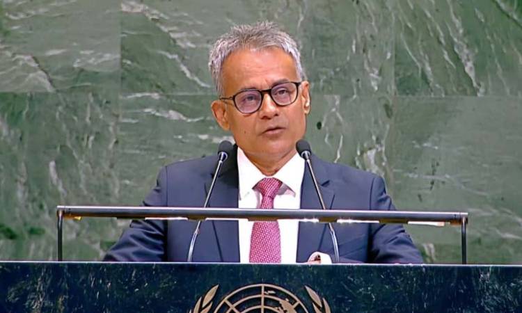 সড়ক দুর্ঘটনায় প্রাণহানি অর্ধেকে নামিয়ে আনার অঙ্গীকার বাংলাদেশের