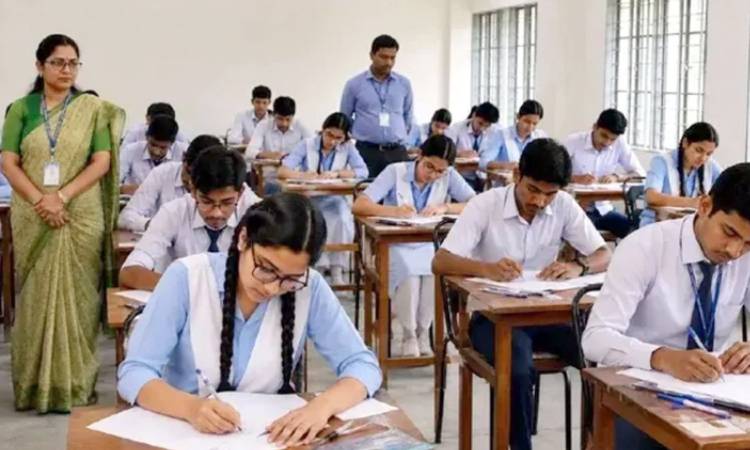 চট্টগ্রাম বোর্ডের এইচএসসি পরীক্ষা শুরু ২৭ জুলাই