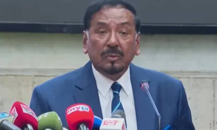 ভারপ্রাপ্ত রাষ্ট্রপতি হলেন স্পিকার হাফিজ উদ্দিন আহমদ