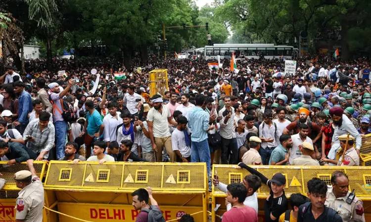 ভারতের আন্দোলন প্রত্যাহার করল সিজেপি
