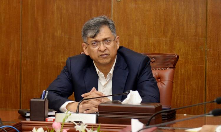পুলিশ পদকের তালিকায় ত্রুটি, দ্রুতই যাচাই শেষে প্রকাশ হবে: স্বরাষ্ট্রমন্ত্রী