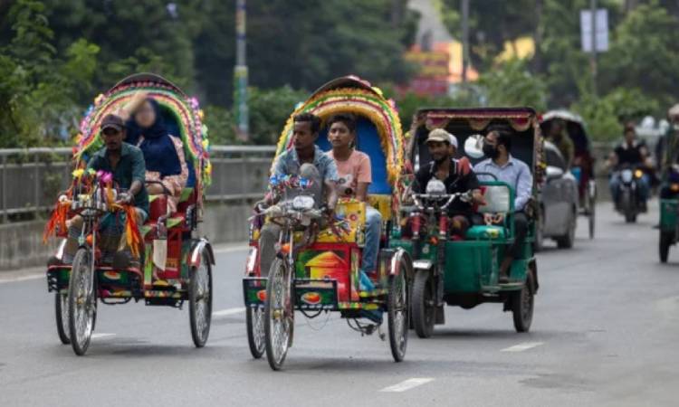 ‘ঢাকায় ব্যাটারিচালিত রিকশা নিয়ন্ত্রণে নতুন পরিকল্পনা নিয়েছে সরকার’