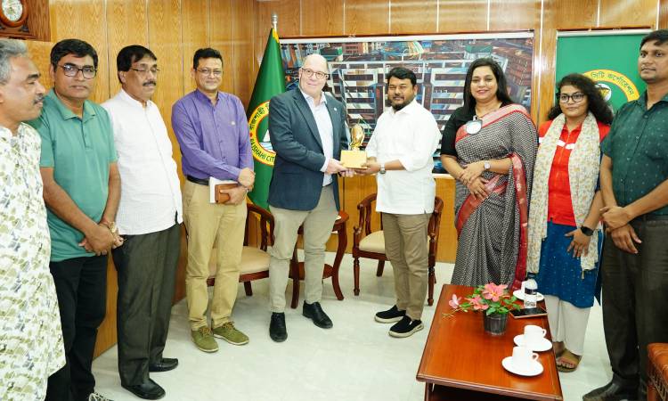রাজশাহীতে রেড ক্রিসেন্ট সিটি ইউনিটের সঙ্গে আইসিআরসি হেড অব ডেলিগেশনের মতবিনিময়
