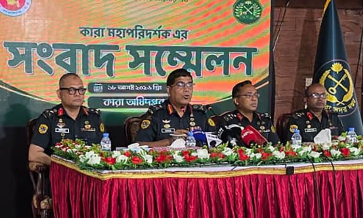 কারাগার থেকে পালানো ৬৯০ বন্দী এখনো পলাতক: আইজি প্রিজন