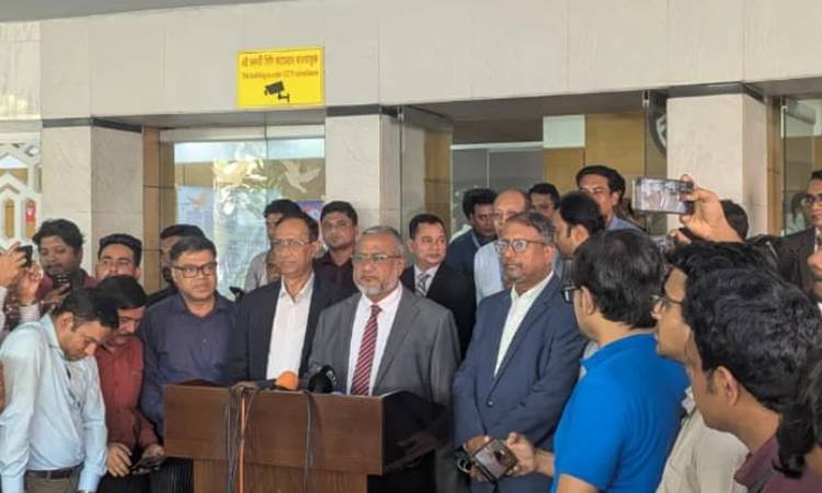 জনগণের প্রত্যাশা পূরণে স্বাধীনভাবে কাজ করবে দুদক: নতুন চেয়ারম্যান