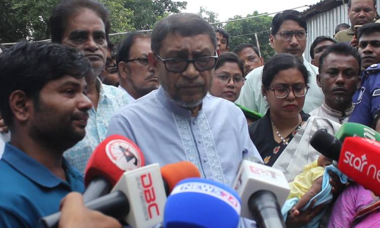 ১৭ বছরের অব্যবস্থাপনা দুই মাসে দূর করা সম্ভব নয়: স্বাস্থ্যমন্ত্রী