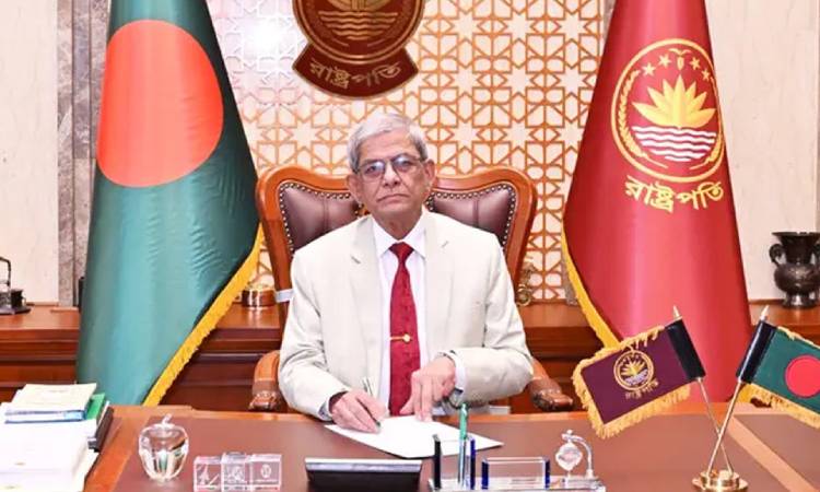 বঙ্গভবনে রাষ্ট্রপতি ফখরুল ইসলামের কার্যক্রম শুরু