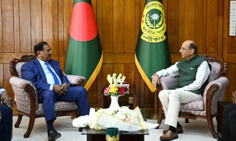 প্রধানমন্ত্রীর ভারত সফর নিয়ে আলোচনা চলমান রয়েছে: দীনেশ ত্রিবেদী