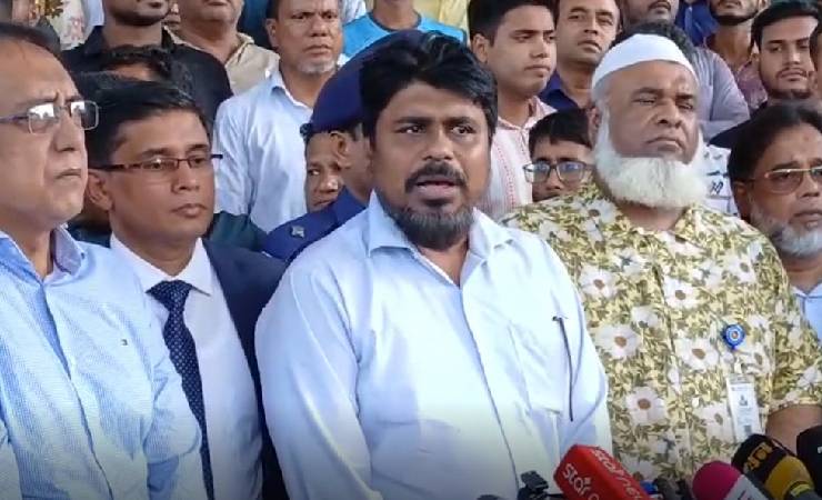 বগুড়ায় শজিমেকের ইন্টার্ন চিকিৎসকদের কর্মবিরতি প্রত্যাহার