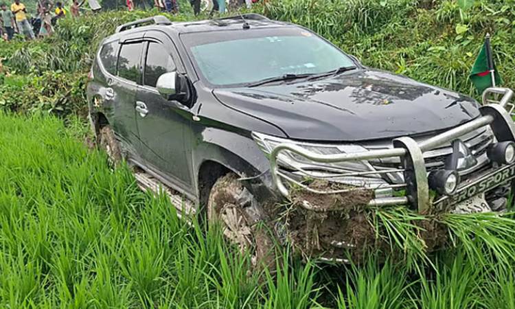 প্রতিমন্ত্রীর গাড়ির ধাক্কায় আহত বৃদ্ধা মারা গেছেন