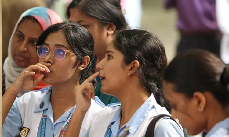জিপিএ-৫ পেয়েও ভর্তির জন্য কলেজ পায়নি ২২০৫ শিক্ষার্থী
