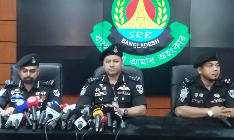 অস্ত্রের তথ্য দিন, আইনি ঝামেলা ছাড়াই মিলবে পুরস্কার : এসআরবি