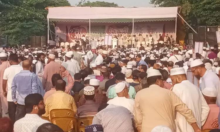আট দফা দাবিতে রংপুর অভিমুখে ১১ দলের লংমার্চ শুরু