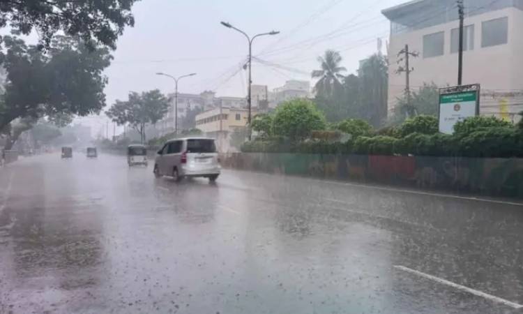 আগামী ৫ দিন দেশজুড়ে ঝরতে পারে বৃষ্টি