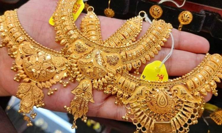 দেশে ফের কমল স্বর্ণের গহনার দাম