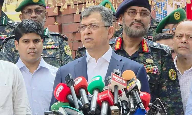 অপারেশন ক্লিন হার্ট চালানোর কোনো পরিকল্পনা সরকারের নেই : স্বরাষ্ট্রমন্ত্রী
