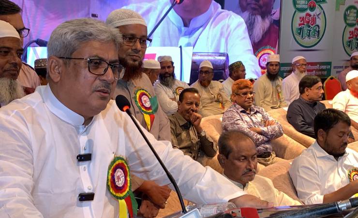 দিল্লির ভয় দেখিয়ে লাভ নেই, ষড়যন্ত্রকারীদের বাংলার মাটিতে স্থান হবে না : ভূমিমন্ত্রী
