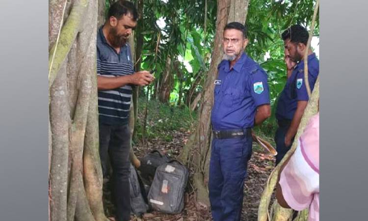 চাটমোহরে বিদ্যালয় থেকে চুরি হওয়া ১৭ ল্যাপটপ উদ্ধার