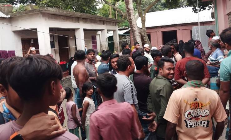 দৌলতপুরে ছাত্রকে বলাৎকারের অভিযোগ মাদ্রাসা শিক্ষক আটক, এলাকায় উত্তেজনা