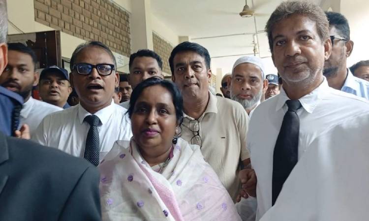 সাবেক মেয়র আইভীর পুনর্জামিন