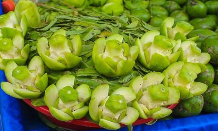 আমড়ার ৭ স্বাস্থ্য উপকারিতা