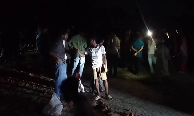 গোপালগঞ্জে দুই গ্রামবাসীর সংঘর্ষ, ৫ পুলিশসহ আহত ৩০