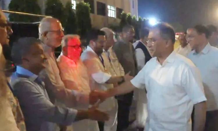 চট্টগ্রামে পৌঁছেছেন প্রধানমন্ত্রী তারেক রহমান