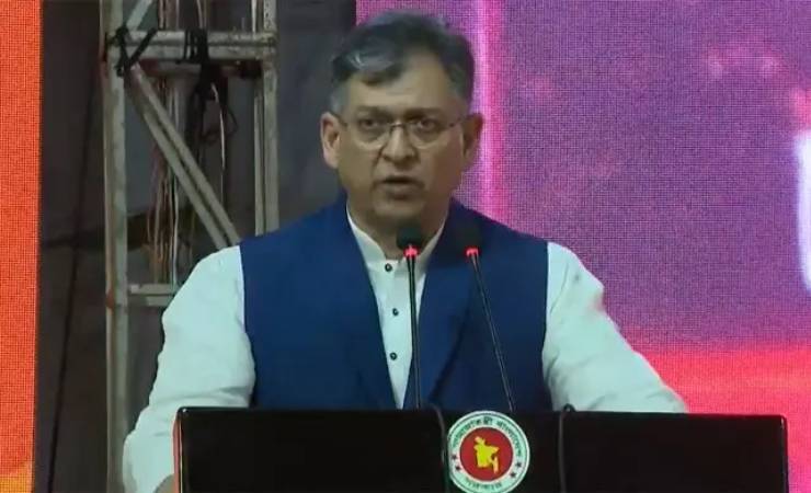 ধর্মের ভিত্তিতে রাজনীতি সরকার বিশ্বাস করে না : স্বরাষ্ট্রমন্ত্রী
