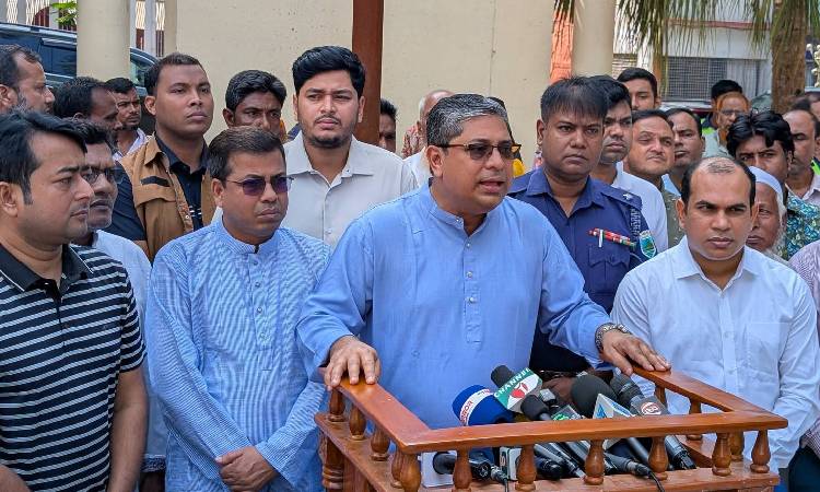 জুলাই স্মৃতিস্তম্ভের উদ্বোধনী অনুষ্ঠান নিয়ে বিরোধী দল ধোঁকাবাজি করেছে
