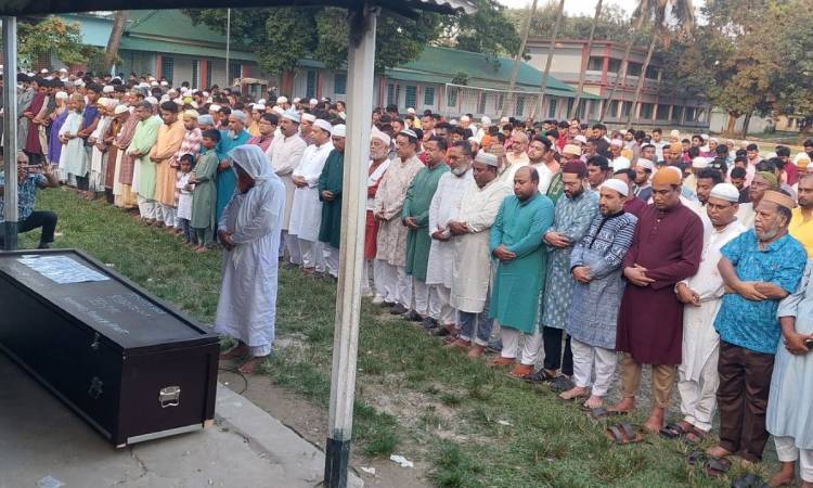সৌদিতে ক্ষেপণাস্ত্র হামলায় নিহত সাহেদের দাফন সম্পন্ন