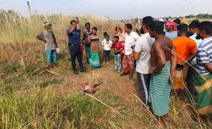 সিরাজদীখানে ৬ বছরের শিশু তওবাকে হত্যা, বাবা জখম